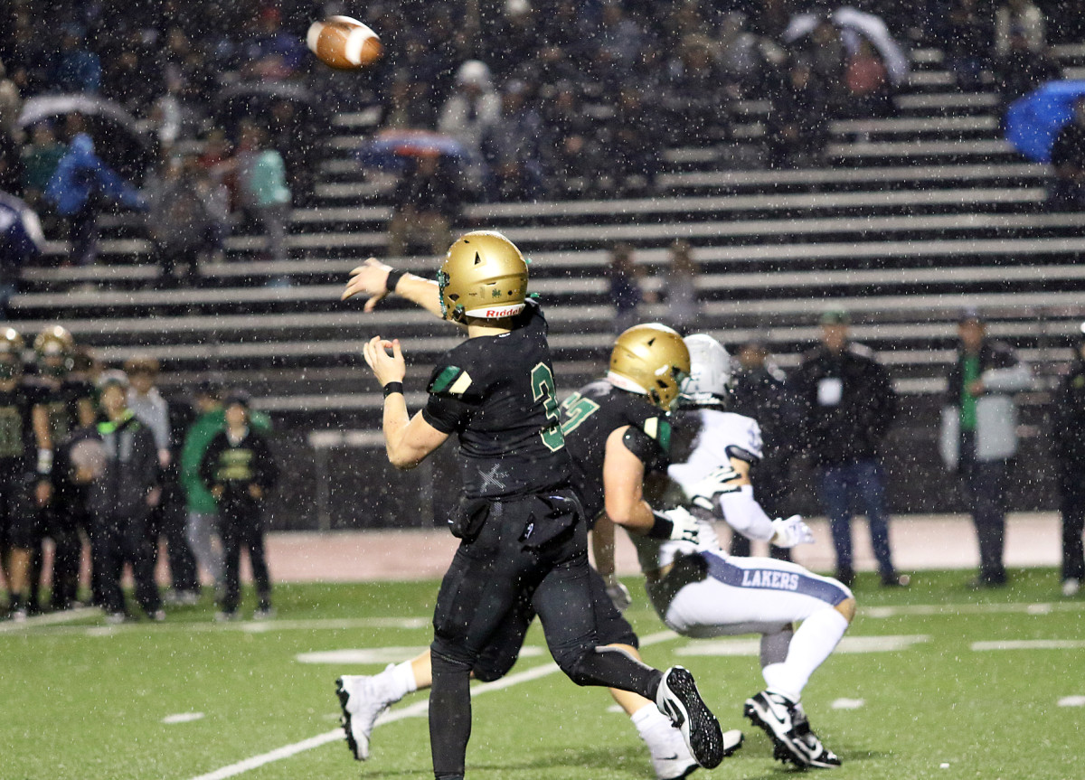 a Jesuit Lake Oswego football Oregon November 3 2023 Dan Brood 27